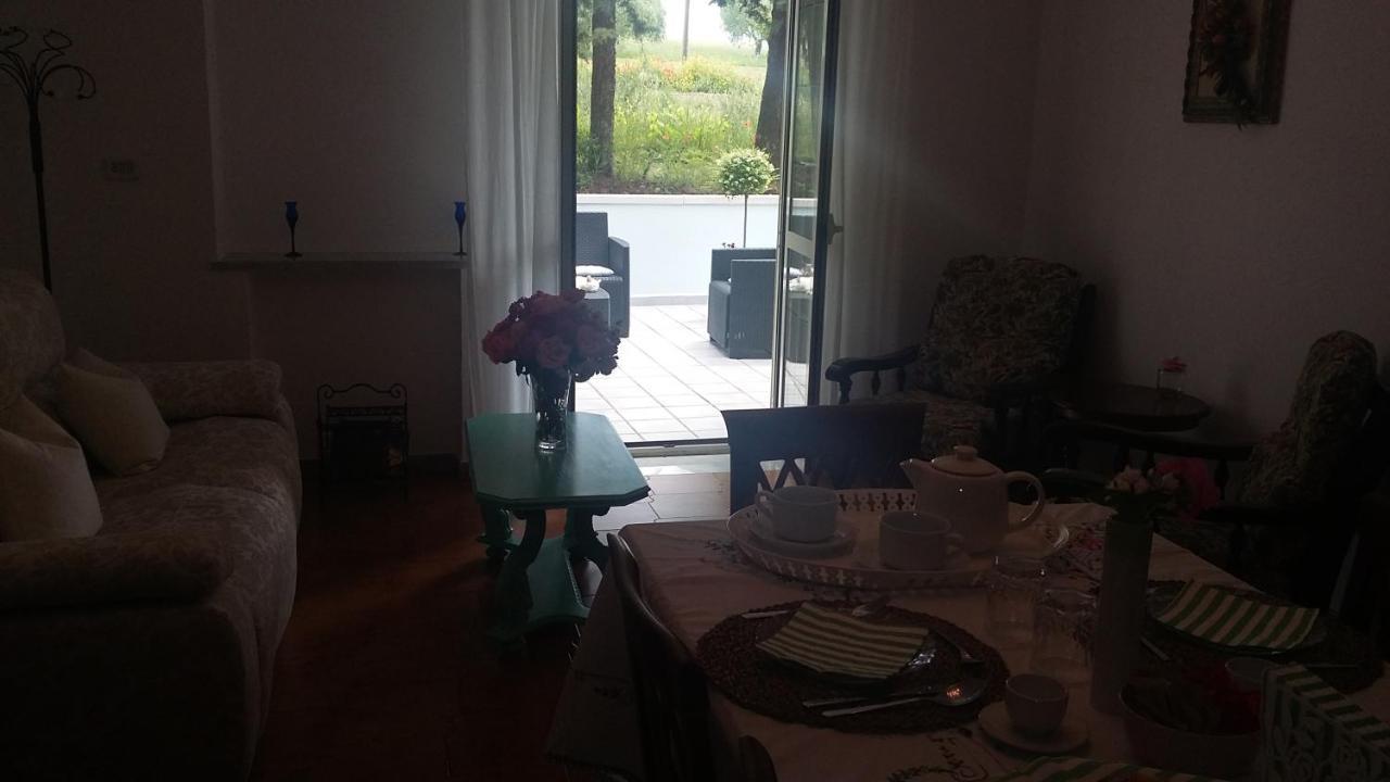 B&B Casa Di Laura Bénévent Extérieur photo