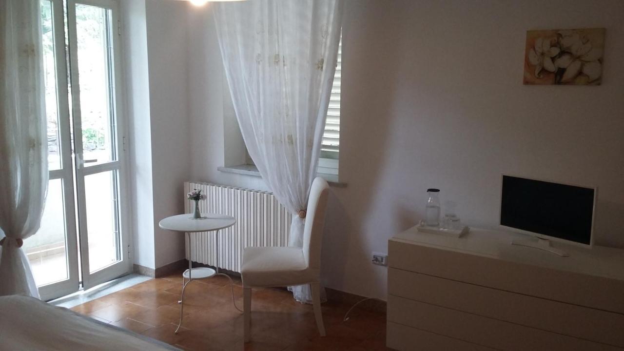 B&B Casa Di Laura Bénévent Extérieur photo
